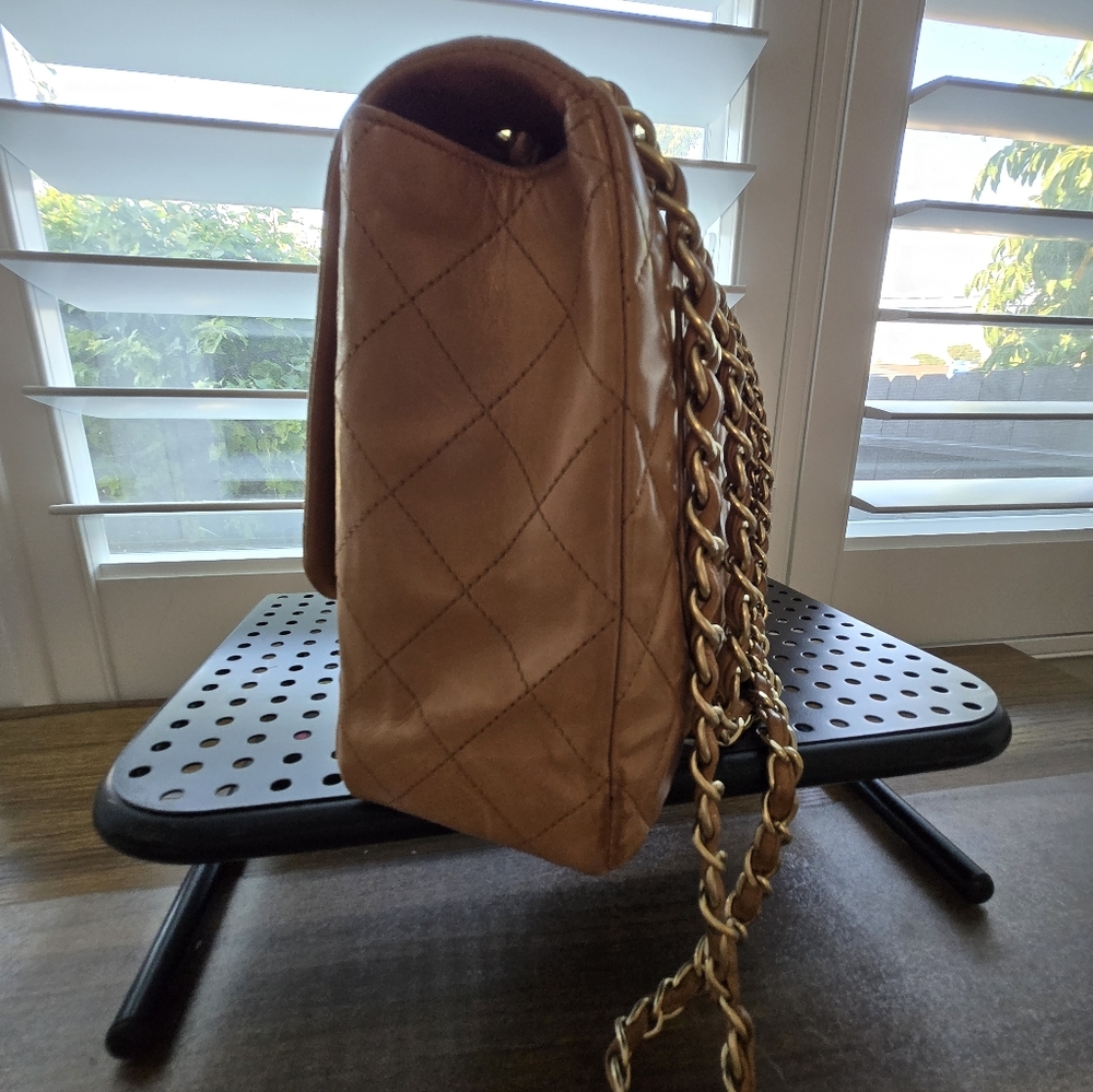 CHANEL Jumbo Single Flap ✨️ Camel Brown Lambskin with Champagne GHW - Picture 4 of 12